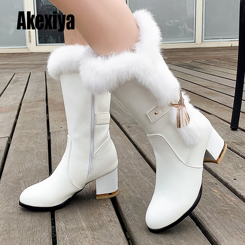 2022 nouveau hiver longues femmes bottes en cuir imperméable bottes en métal décoration bout rond fourrure talons hauts taille 34-43 k663 ► Photo 1/6