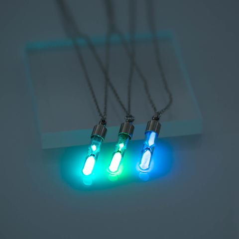 Pendentif sablier lumineux, collier ajouré scintillant dans la nuit, bijoux cadeaux d'halloween, 2022 ► Photo 1/6