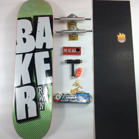 Jeu complet de Skateboard Baker Pro en érable canadien avec tous les accessoires, roues et camion ► Photo 1/6