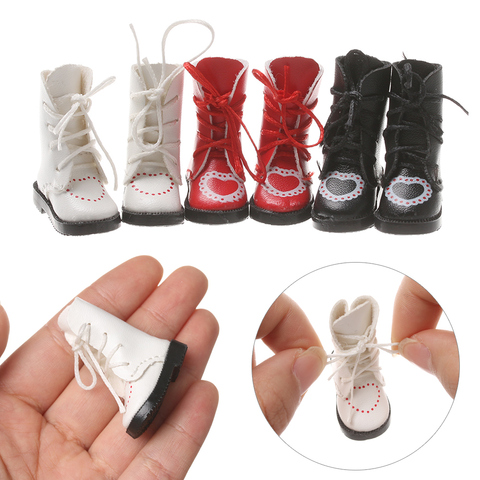 1 paire Mini PU cuir bottes coeur pansement chaussures pour 1/6 poupée jouet accessoires à la main mignon poupée chaussures enfant jouets cadeaux d'anniversaire ► Photo 1/6