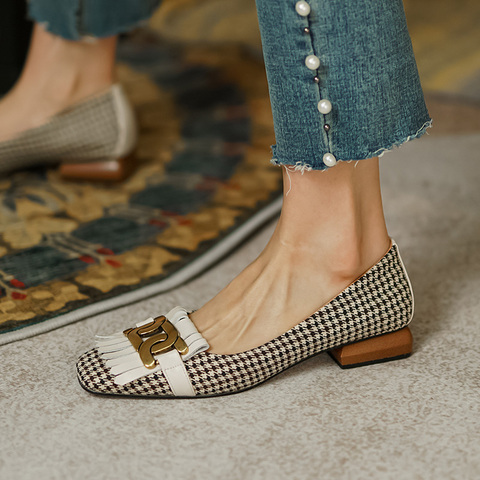 Nouveau cuir véritable femmes chaussures mode gland perles pompe à ressort bout carré Slip-On chaussures décontractées talon épais taille 34-40 à la main ► Photo 1/6