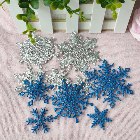 5 pièces de noël flocons de neige en métal matrices de découpe modèle pour album à faire soi-même décoration papier pour bricolage carte en relief ► Photo 1/1