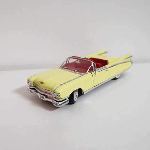 Modèle réduit de voiture en alliage moulé, jouet de Collection classique, véhicule, Sigma Cadillac, jaune, 1/32 ► Photo 1/4