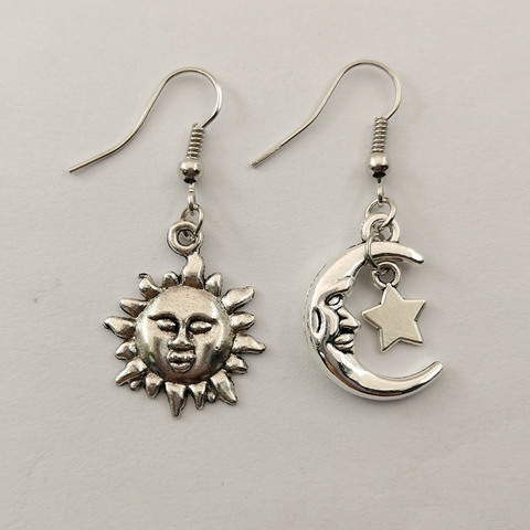 Boucles d'oreilles SUN MOON et étoile faites à la main, cadeau argent tibétain, Wicca,Pagan, croissant de lune ► Photo 1/2