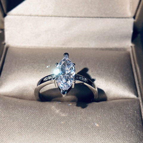 Bague minimaliste simple en forme d'œil de cheval pour femme, en cristal, couleur blanche, Zircon blanc, à empiler, bijou de mariage quotidien, vente en gros ► Photo 1/5