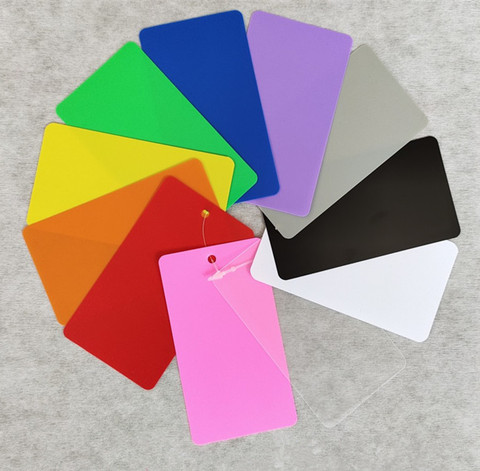 50pcs 10 couleurs épaississement PVC chromatique étiquette volante vêtements chaussure sac étiquette cadeau étiquette volante étiquette cadeau 5x9cm ► Photo 1/2