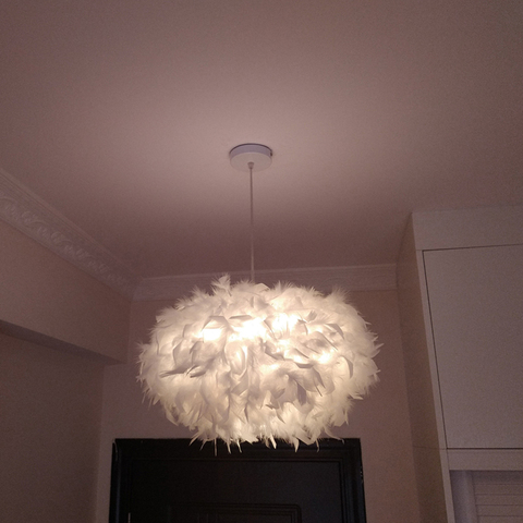 Lampe suspendue à plumes au design moderne, luminaire décoratif d'intérieur, idéal pour un salon, une chambre à coucher ou un Restaurant, pendentif LED ► Photo 1/6