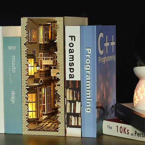 Coin livre mystérieuses rues anciennes livre étagère insérer, Booknook, bibliothèque avec Kit de construction de modèles légers BS01 ► Photo 1/6