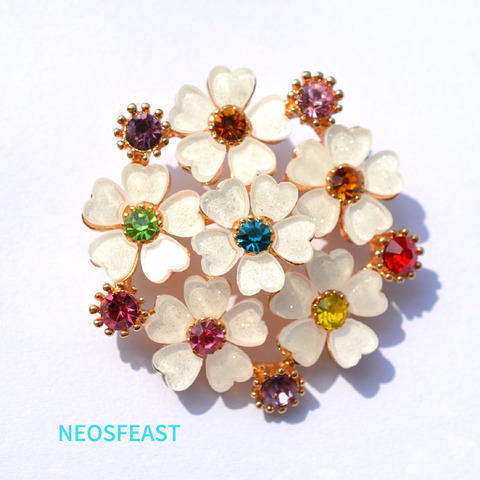 Broches florales élégantes pour femmes, broche de poitrine en strass multicolore, cadeau de mariée pour dames, accessoire de robe, bijoux délicats ► Photo 1/6