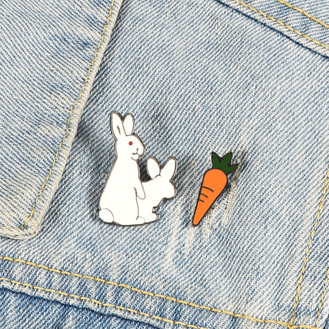 Créatif blanc lapins broches mal Animal lapin carotte émail broches en métal pour les femmes manteau chemise sac vestes col revers Badge ► Photo 1/6