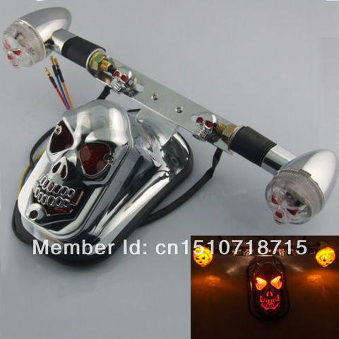 Moto Chrome Crâne De Frein Queue Plaque Arrière Signal Lumineux de Tour Pour Honda VT Ombre Yamaha Kawasaki Suzuki Harley Softail Bobber ► Photo 1/5