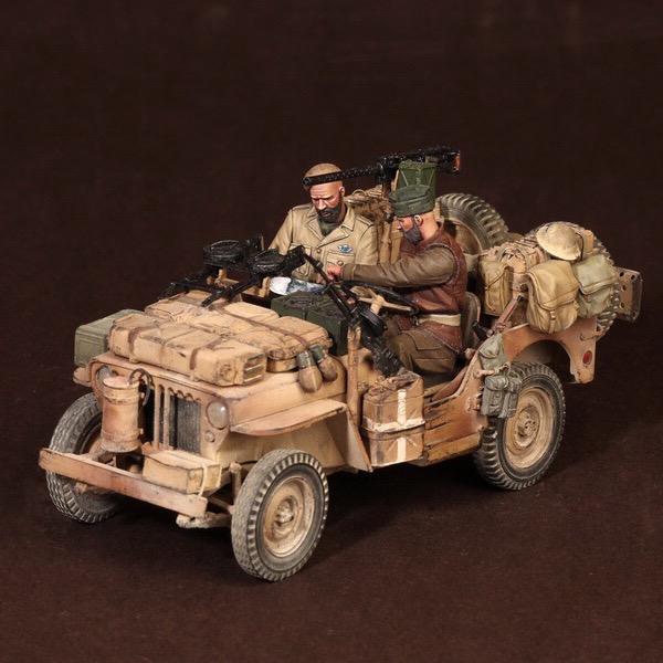 Figurine modèle GK en résine 1/35, thème militaire (deux personnes sans voiture), kit non assemblé et non peint ► Photo 1/6