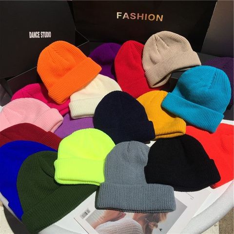 Hommes femmes hiver automne couleur unie chaud laine Bonnet tricoté Fluorescent manchette Bonnet chapeau femme casquettes plus chaud Bonnet casquette décontractée ► Photo 1/6