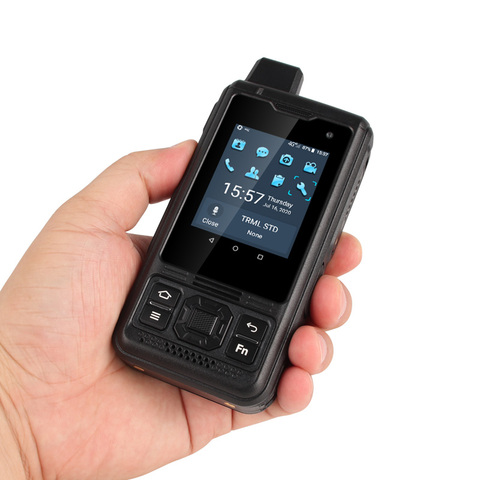 UNIWA – talkie-walkie B8000 8GM ROM IP68 étanche 4G LTE POC écran tactile 2.4 pouces Android 8.1 Quad Core 4000mAh NFC ► Photo 1/6