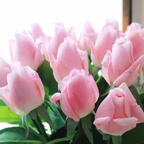 Tige de branche en Latex de Rose au toucher réel, Simulation de sensation de main, fleurs de Rose artificielles décoratives en Silicone pour mariage à domicile 7 pièces ► Photo 1/6