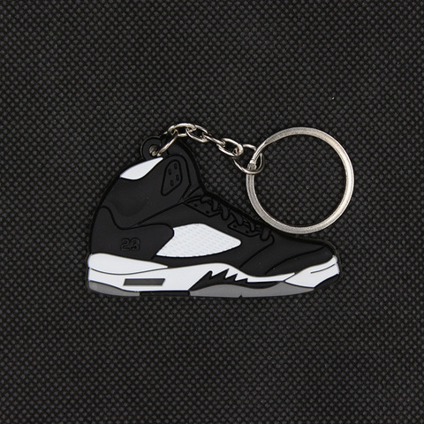 Mini porte-clés clé pendentif pour hommes et femmes baskets colorées porte-clés chaussures de basket-ball porte-clés ► Photo 1/5