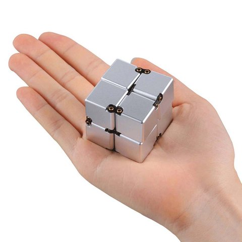 Cube magique en Aluminium Cube jouets Premium métal déformation magique Anti-stress Cube Anti-Stress Anti-stress pour l'anxiété ► Photo 1/6