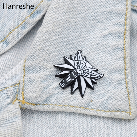 Broche en émail de tête de loup de chasse sauvage de magicien 3, belle épingle à revers de personnalité, bijoux de jeu pour hommes, accessoires de Badge de Cosplay ► Photo 1/5