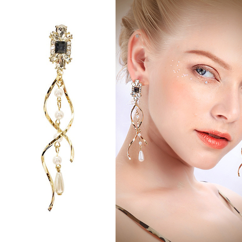 Boucles d'oreilles à Clip en perles pour femmes, style Baroque, sans trou, ligne courbe élégante, longues, sans perçage ► Photo 1/6