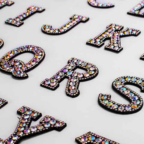 A-Z 1 pièces strass anglais Alphabet lettre Applique 3D fer sur lettres Patch pour vêtements Badge pâte pour vêtements sac chaussures ► Photo 1/5