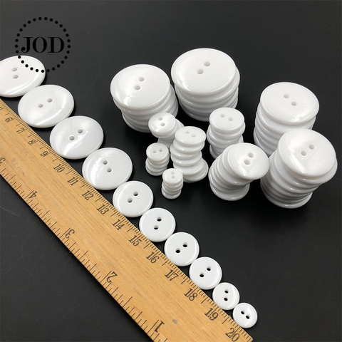 Résine couture vêtements blanc boutons pour vêtements plastique Scrapbooking rond deux trous Botones Bottoni boorteils 9,11,15,18,25,30mm ► Photo 1/6