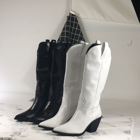 Mode en cuir microfibre en relief femmes bottines bout pointu western cowboy bottes femmes mi-mollet chunky bottes compensées piste ► Photo 1/4