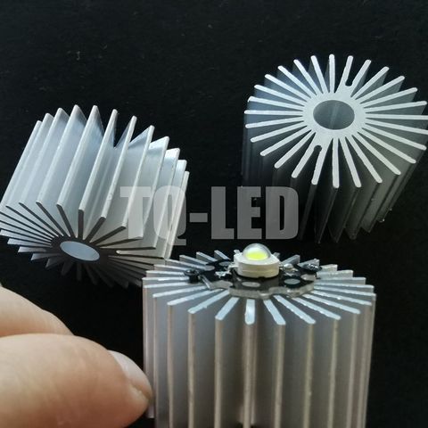 Radiateur en aluminium de lampe de voiture de la puissance élevée Led du radiateur 3W 5W de 40mm * 25mm ► Photo 1/6