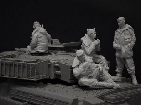 1/35 ancien d'équipage comprend 4 figurines miniatures en résine, modèle gk non assemblé et non peint ► Photo 1/1