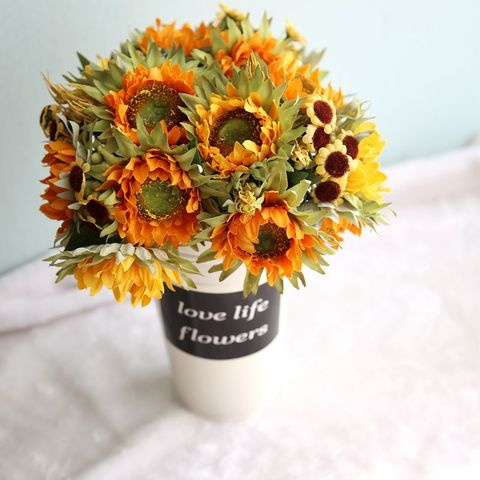 Bouquet de fleurs artificielles de tournesol jaune en soie, 5 têtes, décoration pour la maison, bureau, fête, jardin, automne ► Photo 1/6