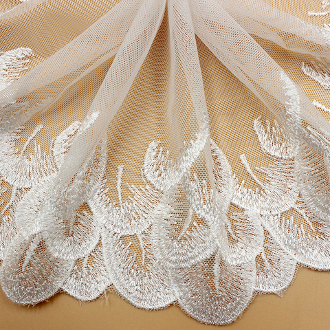 Bordure en Tulle et dentelle brodée de fleurs blanches, tissu en dentelle, maille et accessoires de couture, bordure en dentelle brodée, beau tissu en dentelle à faire soi-même ► Photo 1/5