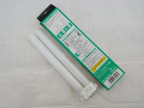 Lampe fluorescente compacte TOSHIBA FPL18EX-N/2 18W CFL, tube d'ampoule FPL 18EX-N/2 à 4 broches ► Photo 1/3