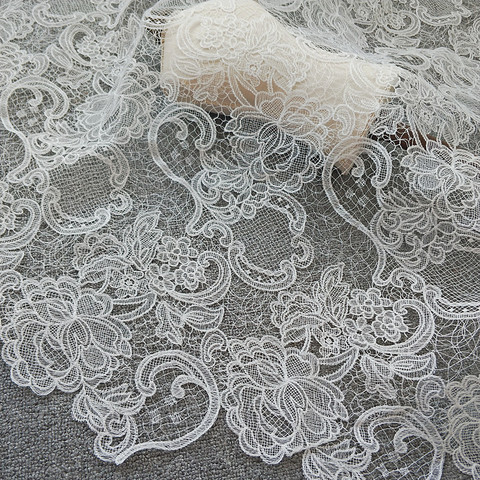 Tissu en dentelle Alencon exquis, 1 Yard, avec cercles, tissu blanc chaud, rouge, noir, à émiliure florale pour robe de mariage, capuchons en dentelle ► Photo 1/6