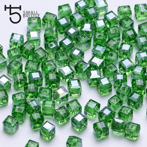 4 6mm autriche Perles de verre à facettes Cube pour Bracelets faisant des femmes Perles de bijoux à bricoler soi-même cristal vert Perles en vrac en gros Z901 ► Photo 1/6