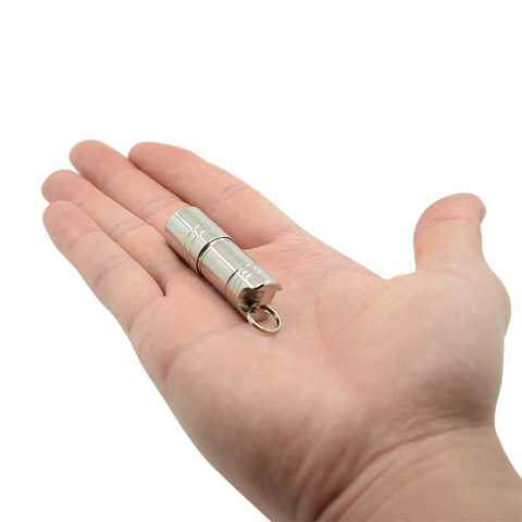 Mini porte-clés lampe torche à LED Micro USB Rechargeable poche Flash lumière forte lampe Super petite lampe de poche batterie intégrée ► Photo 1/6