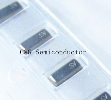 10 pièces CSTCE8.000M SMD Résonateurs Céramiques SMD CSTCE 8MHZ 8.00MHZ CSTCE8.000M 3.20x1.30mm CSTCE8M ► Photo 1/1