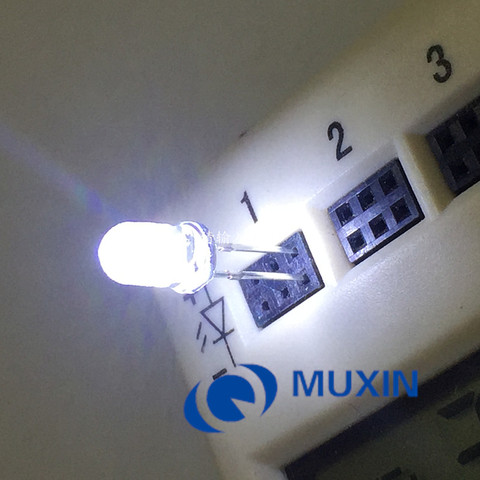 Lampe LED à Diode électroluminescente, blanc Ultra lumineux, 100 pièces/paquet, 5mm, transparente, 6000 mcd, 3 V K ► Photo 1/2
