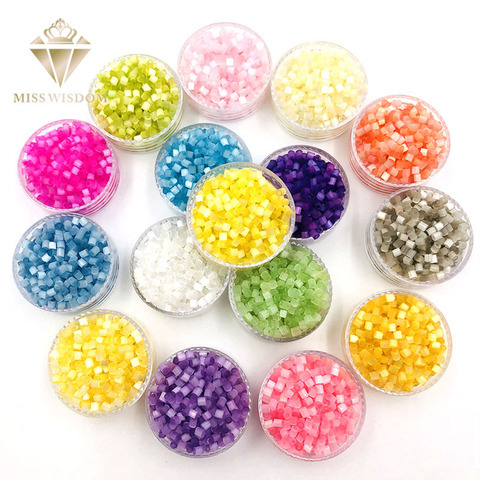 Perles de rocaille en cristal pour vêtements, vente en gros, 2mm, 10 g/paquet, 16 couleurs, accessoires pour vêtements, bijoux, artisanat, bricolage ► Photo 1/3