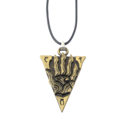 L'aîné défile Morrowind lettre colliers en cuir chaîne collier ras du cou femmes hommes bijoux cadeau ► Photo 1/5