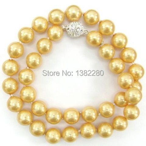 En gros Design cadeau + 10mm doré mer du sud coquille collier de perles femmes en colliers ras du cou 18 