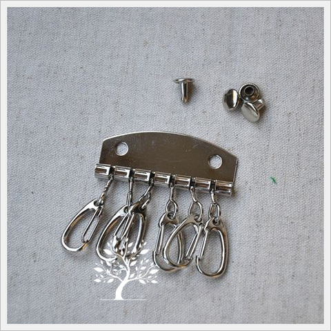 Porte-clés en cuir épais avec rivet, 6 anneaux métalliques, boucle, couleur argent clair, 10 ensembles/lot ► Photo 1/1