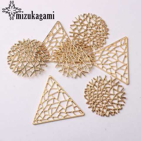 Breloques géométriques en alliage de Zinc, métal doré, creux, Triangle, lot de 6 pièces/lot, pour bijoux de mode, bricolage, accessoires de fabrication ► Photo 1/6