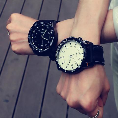2022 Sport grand cadran hommes femmes montre Faux cuir bande Quartz montre-bracelet Couple cadeau ► Photo 1/6