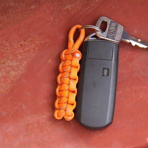 Porte-clés paracorde réfléchissant à 7 cœurs, pendentif avec porte-clés EDC ► Photo 1/6