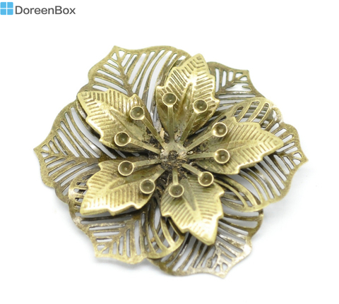 Doreen – jolie boîte de 10 ornements de fleurs en filigrane de Bronze Antique, 5.5x4.8cm (pouvant contenir des strass SS10) (B18567) ► Photo 1/1