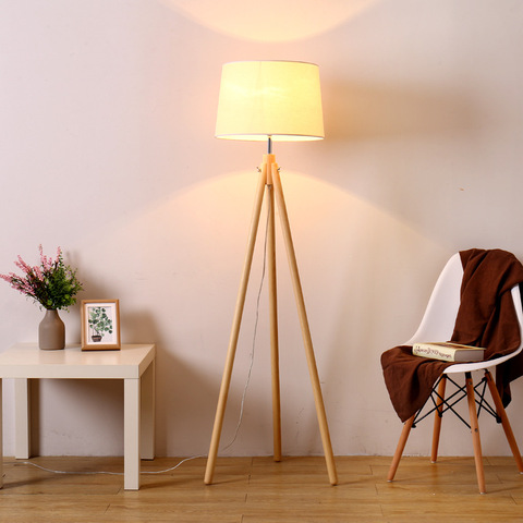 Lampe autoportante sur pied avec trépied en bois, Design nordique japonais, pour salon, chambre à coucher, bureau, maison intérieure en rotin ► Photo 1/1