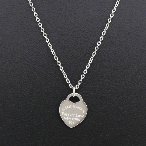 Mode luxe célèbre marque amour collier femmes paragraphe clavicule collier or pêche coeur pendentif collier Fine bijoux ► Photo 1/6