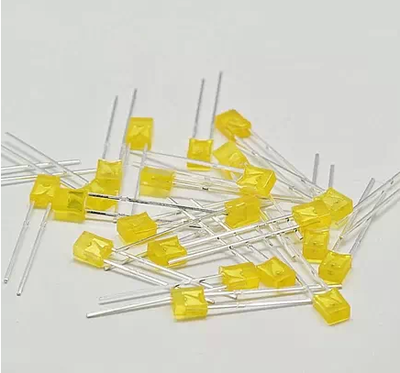 Diode électroluminescente jaune 02-67, 100 pièces/lot, 2x3x4, LED carrée ► Photo 1/1