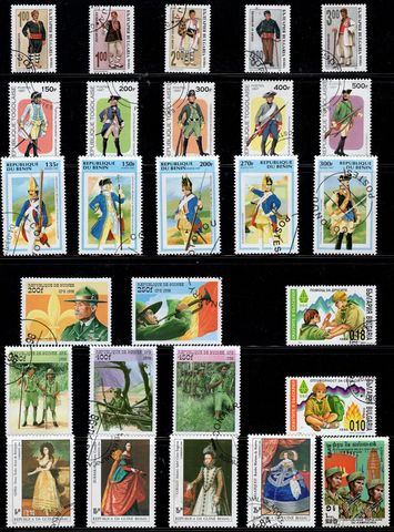 50 pièces/lot National Costume vêtements timbre tous différents de nombreux pays pas de répétition timbres-poste avec la collecte de la marque postale ► Photo 1/2