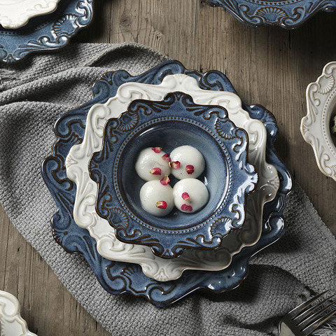 Assiettes en céramique vaisselle bleu et blanc Antique ensemble en Relief ustensiles pour cuisine plat plateau de service Dessert salade plats ► Photo 1/6