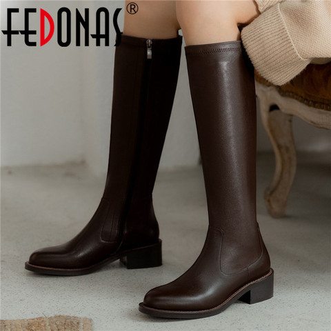 FEDONAS bout rond genou bottes hautes 2022 hiver plus récent en cuir véritable chaussures femme talons parti de base talons épais bottes d'hiver ► Photo 1/6